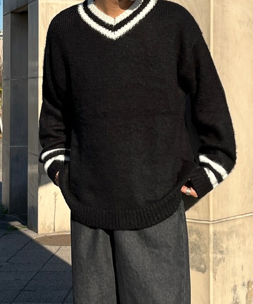 kutir(クティール)の「モヘアライクVネックニット(ニット/セーター・メンズ・ネイビー/ブラック/ブラウン・MEDIUM/LARGE)」の4枚目の写真