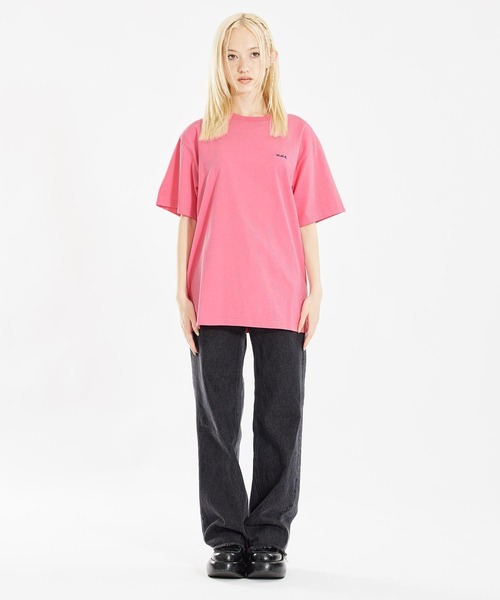 X-girl（エックスガール）の「FACE S/S TEE（Tシャツ/カットソー・レディース・ホワイト/ピンク/チャコール・S/M/L/XL）」の7枚目の写真