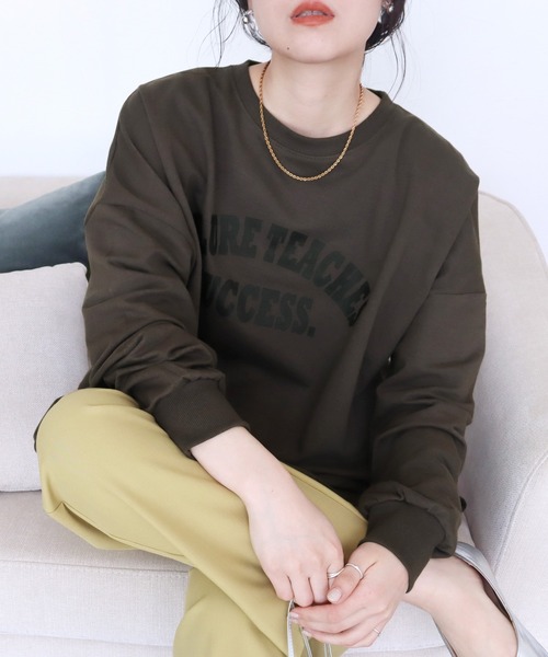 reca(レカ)の「大人のルーズロゴプルオーバー(Tシャツ/カットソー・レディース・チャコール/ミント/オートミール/チャコールグレー×ブラック/グレー/ホワイト系その他7/グレー系その他7/グレー系7/クリーム・FREE/フリー)」の1枚目の写真