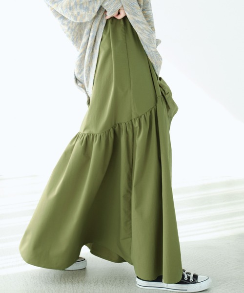 Chaco closet（チャコ クローゼット）の「ギャザーデザインボリュームフレアスカート（スカート・レディース・ブラック/カーキ/アイボリー/グレイッシュベージュ・FREE）」の21枚目の写真