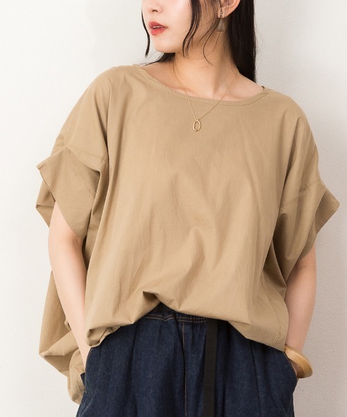 atONE(アットワン)の「atONE 透け感ローン変形ドルマンプルオーバー 半袖(シャツ/ブラウス・レディース・ブラック/オフホワイト/ベージュ・M-L/4L~5L/LL~3L)」の3枚目の写真