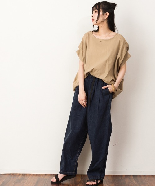 atONE(アットワン)の「atONE 透け感ローン変形ドルマンプルオーバー 半袖(シャツ/ブラウス・レディース・ブラック/オフホワイト/ベージュ・M-L/4L~5L/LL~3L)」の20枚目の写真