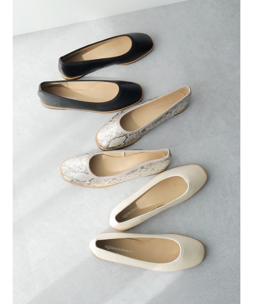 Green　Parks（グリーンパークス）の「・souvenirvelle　　ピースパンプス（パンプス・レディース・ブラック/アイボリー/パイソン・S/M/L/LL）」の4枚目の写真