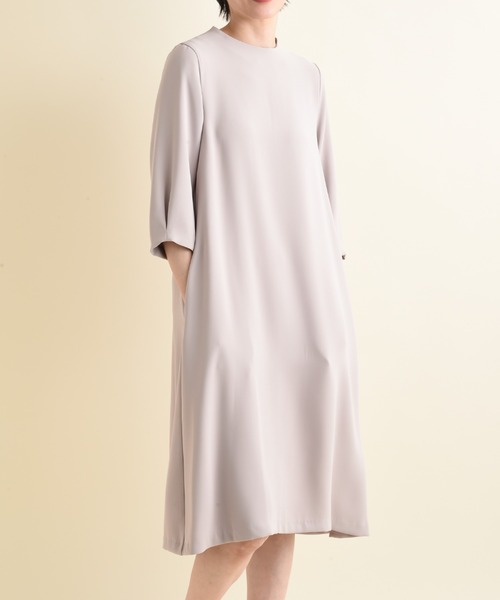 anana(アナナ)の「【anana】後パール付きワンピース(ワンピース・レディース・ブラック/グレイッシュベージュ・FREE)」の10枚目の写真