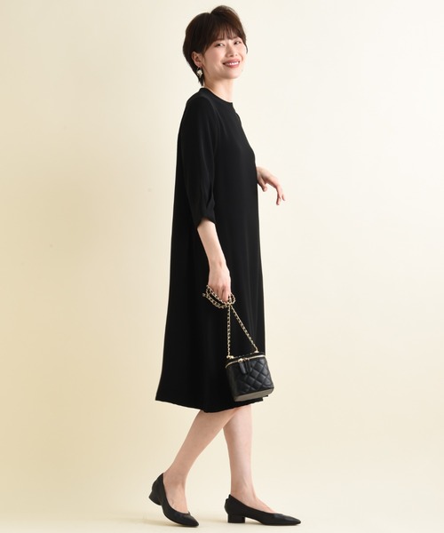 anana(アナナ)の「【anana】後パール付きワンピース(ワンピース・レディース・ブラック/グレイッシュベージュ・FREE)」の20枚目の写真