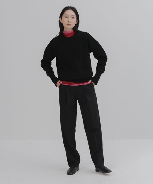 UNDECORATED(アンデコレイテッド)の「UNDECORATED アンデコレイテッド / Fine Wool Knit Slit Top ファインウールニット スリットトップス セーター / UDF23806(ニット/セーター・レディース・グレイッシュベージュ/ブラック・0)」の3枚目の写真