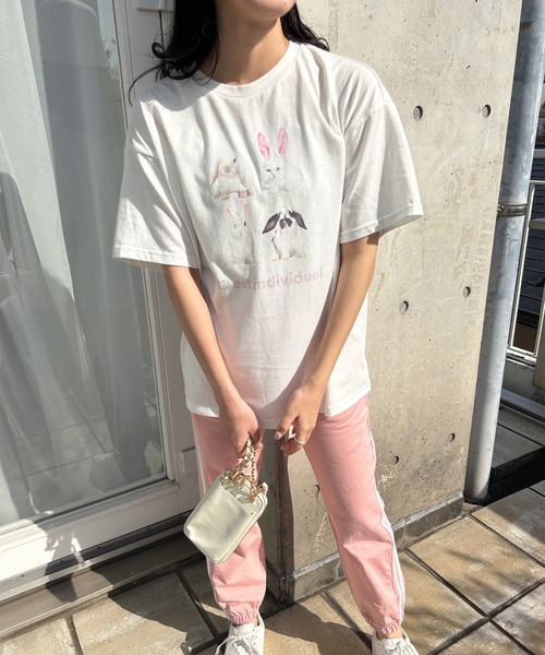 one after another NICE CLAUP(ワンアフターアナザーナイスクラップ)の「ルーズなオーバーサイズ/フォトアソートTシャツ(Tシャツ/カットソー・レディース・ホワイト/ホワイト系その他/ホワイト系その他2・FREE)」の7枚目の写真