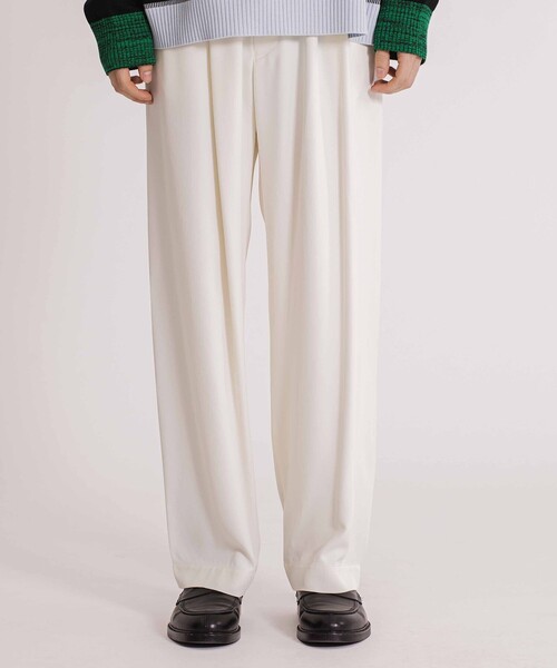 UNITED TOKYO（ユナイテッドトウキョウ）の「COLD DRY スーパーワイドパンツ（その他パンツ・メンズ・ネイビー/オフホワイト/ダークグレー・1/2）」の8枚目の写真