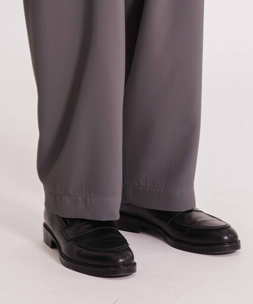 UNITED TOKYO（ユナイテッドトウキョウ）の「COLD DRY スーパーワイドパンツ（その他パンツ・メンズ・ネイビー/オフホワイト/ダークグレー・1/2）」の15枚目の写真