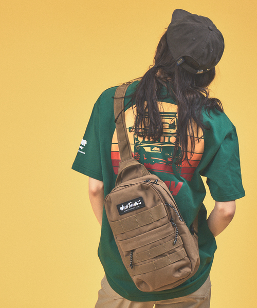 【WILD THINGS/ワイルドシングス】ワンポイントロゴ ボディバッグ/スリングバッグ/ワンショルダー（ショルダーバッグ）｜WILD THINGS（ワイルドシングス）