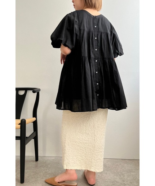 palm RICHE(ポームリシュ)の「インド綿 前後2WAYバルーンチュニックブラウス(シャツ/ブラウス・レディース・イエロー/ブラック/オフホワイト/ブルー・M)」の10枚目の写真