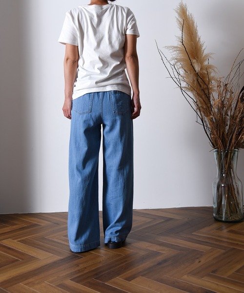 folka（フォルカ）の「1- 綿麻デニム ワイドパンツ  綿  麻 デニム ワイド パンツ ジーンズ コットン（デニムパンツ・レディース・ワンウォッシュ/ダークインディゴブルー/ライトインディゴブルー・FREE）」の20枚目の写真
