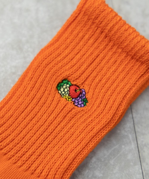 FRUIT OF THE LOOM(フルーツオブザルーム)の「FRUIT OF THE LOOM Women's ロゴ刺繍 ハーフパイル クォーターレングスソックス 3P(ソックス/靴下・レディース・その他・FREE)」の5枚目の写真