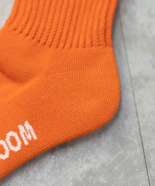FRUIT OF THE LOOM(フルーツオブザルーム)の「FRUIT OF THE LOOM Women's ロゴ刺繍 ハーフパイル クォーターレングスソックス 3P(ソックス/靴下・レディース・その他・FREE)」の2枚目の写真