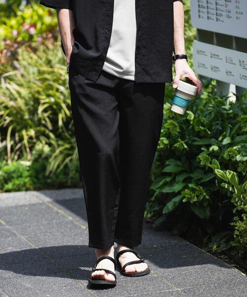 ITEMS URBANRESEARCH（アイテムズ アーバンリサーチ）の「『接触冷感』クールタッチ ストレッチトロ イージーパンツ（その他パンツ・メンズ・ブラック/ベージュ/ネイビー/ブラウン・MEDIUM/LARGE）」の2枚目の写真