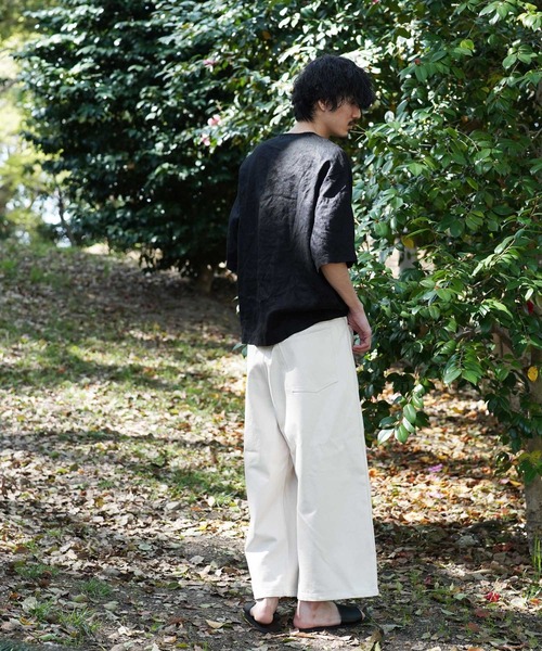 Aphlotus（アプロタス）の「オーバーダイ リネン ショートスリーブ プルオーバー（Tシャツ/カットソー・メンズ・グレイッシュベージュ/ブラック/スミクロ/ベージュ・MEDIUM/LARGE）」の20枚目の写真