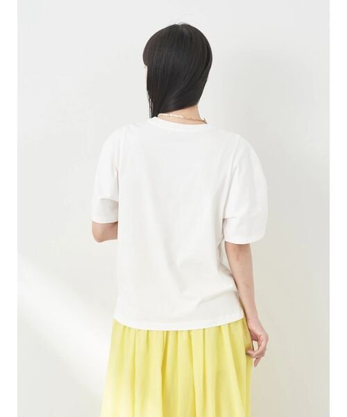 earth music&ecology(アースミュージックアンドエコロジー)の「フォルムスリーブ刺繍ロゴTEE(Tシャツ/カットソー・レディース・ミント/クリーム/オフホワイト・FREE)」の7枚目の写真