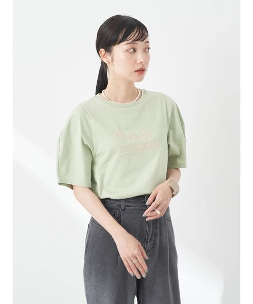 earth music&ecology(アースミュージックアンドエコロジー)の「フォルムスリーブ刺繍ロゴTEE(Tシャツ/カットソー・レディース・ミント/クリーム/オフホワイト・FREE)」の20枚目の写真
