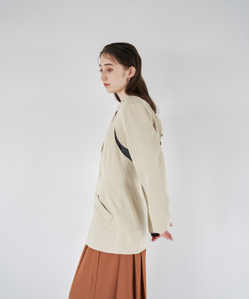 EMMA LIMBER(エマリンバー)の「Layered Jacket(テーラードジャケット・レディース・ブラック/クリーム・M/S)」の11枚目の写真