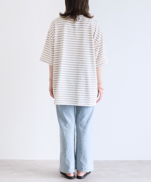 reca（レカ）の「ゆったり体型カバー！ボーダー＆無地オーバーサイズモックネックTシャツ（Tシャツ/カットソー・レディース・ホワイト系その他/オートミール/ホワイト×ブラック/チャコールグレー/オフホワイト/イエロー/ホワイト×ブルー/ホワイト×レッド・FREE）」の13枚目の写真