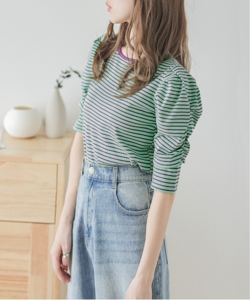 AMELY（エミリー）の「ボーダートップス（Tシャツ/カットソー・レディース・ブルー系2/パープル系1/ブラック系2/ブラック系1/オレンジ系1/ブルー系1/ブラウン系2/ベージュ系2/グリーン系1/オレンジ系2・フリー）」の5枚目の写真