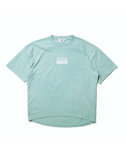 BENCH AT THE GREENE GOLF(ベンチアットザグリーンゴルフ)の「BENCH AT THE GREENE GOLF / レディース Tシャツ(Tシャツ/カットソー・レディース・ブラック/ホワイト/グリーン/ベージュ・MEDIUM/LARGE)」の17枚目の写真