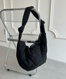 【A4サイズ対応】中綿キルティングショルダーバッグ
