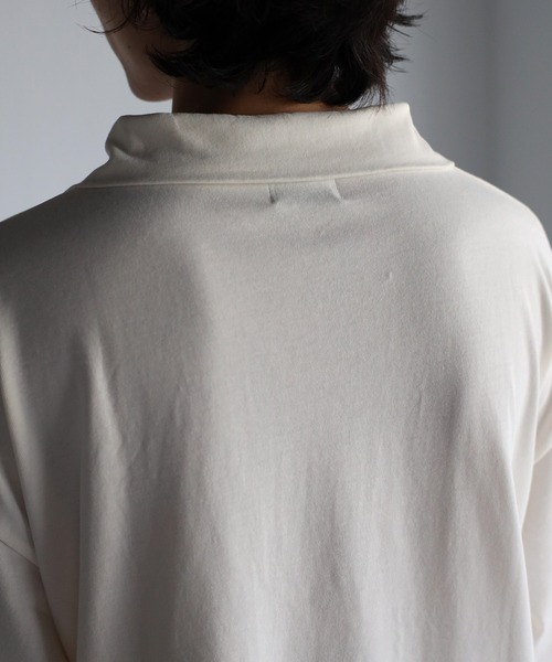 CREARE -LINO-(クレアーレリノ)の「【USAコットン】ヘビーウエイト オーバーサイズ ハーフZIP ルーズ TEE <ユニセックス>(Tシャツ/カットソー・メンズ・チャコールグレー/ブラック/アイボリー・M/L)」の11枚目の写真