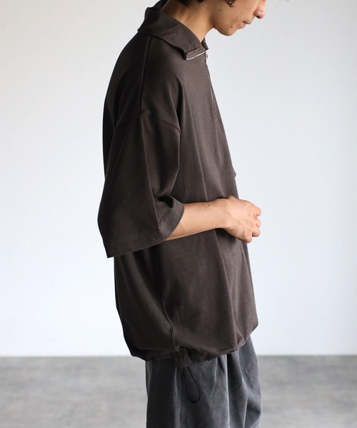 CREARE -LINO-(クレアーレリノ)の「【USAコットン】ヘビーウエイト オーバーサイズ ハーフZIP ルーズ TEE <ユニセックス>(Tシャツ/カットソー・メンズ・チャコールグレー/ブラック/アイボリー・M/L)」の6枚目の写真