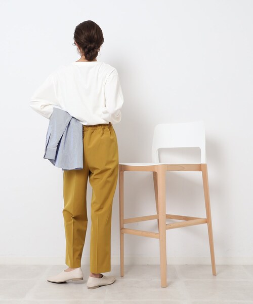 SHOO・LA・RUE(シューラルー)の「◆大人の抜け感コーデに ラウンドヘム プリントロンT(Tシャツ/カットソー・レディース・ピンク系6/ブルー系2/ブラック系/ベージュ系その他2/ベージュ系その他6/チャコール/ホワイト系その他4/ホワイト系その他・02/03/04)」の9枚目の写真