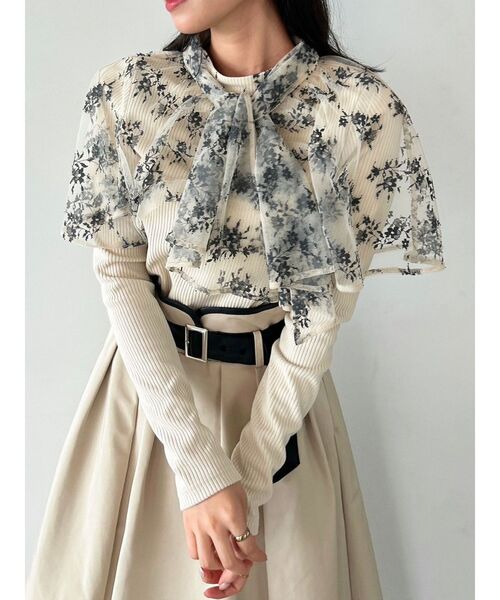 dazzlin（ダズリン）の「レースケープタイカットソー（Tシャツ/カットソー・レディース・ブラック/オフホワイト/グレー・FREE）」の10枚目の写真