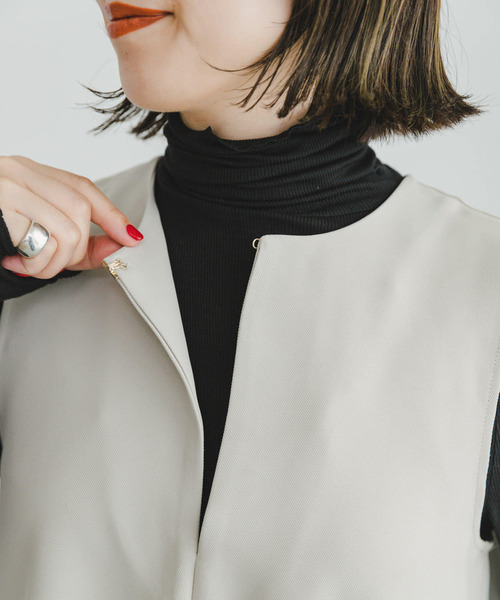 ITEMS URBANRESEARCH（アイテムズ アーバンリサーチ）の「『セットアップ対応』フレアトップス×イージーパンツセット（つなぎ/オールインワン・レディース・ブラック/ライトベージュ・FREE）」の8枚目の写真