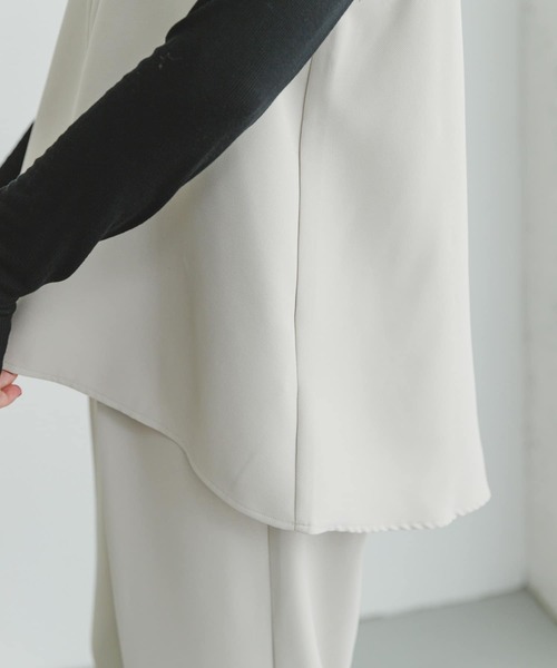 ITEMS URBANRESEARCH（アイテムズ アーバンリサーチ）の「『セットアップ対応』フレアトップス×イージーパンツセット（つなぎ/オールインワン・レディース・ブラック/ライトベージュ・FREE）」の9枚目の写真