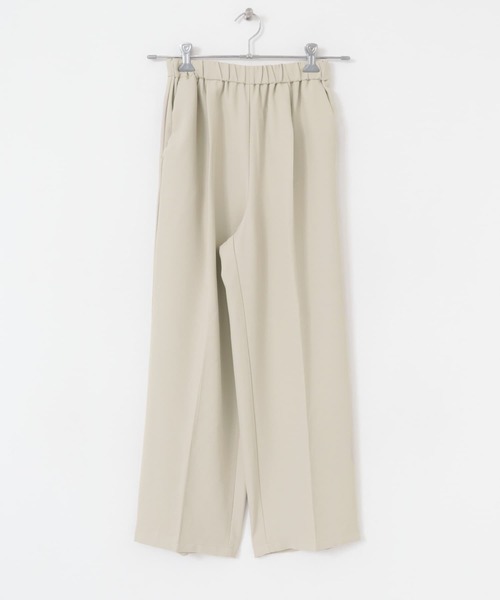 ITEMS URBANRESEARCH（アイテムズ アーバンリサーチ）の「『セットアップ対応』フレアトップス×イージーパンツセット（つなぎ/オールインワン・レディース・ブラック/ライトベージュ・FREE）」の18枚目の写真