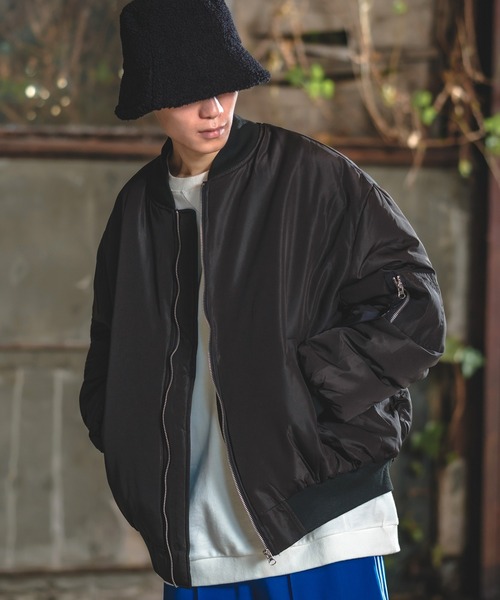 improves（インプローブス）の「【UAU】ドロップショルダー 中綿 MA-1ジャケット（MA-1・メンズ・ブラック/ホワイト/カーキ・MEDIUM/LARGE/X-LARGE）」の11枚目の写真