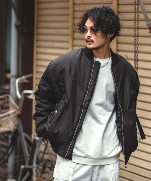 improves（インプローブス）の「【UAU】ドロップショルダー 中綿 MA-1ジャケット（MA-1・メンズ・ブラック/ホワイト/カーキ・MEDIUM/LARGE/X-LARGE）」の14枚目の写真