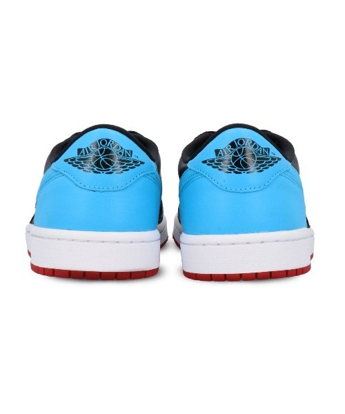 NIKE（ナイキ）の「Air Jordan 1 Low OG エアジョーダン １（スニーカー・メンズ・ブラック系その他・27.0cm/26.0cm/27.5cm/26.5cm）」の4枚目の写真
