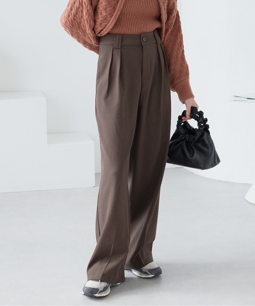 ECRIRE（エクリール）の「2タックセンタープレス スラックス（その他パンツ・レディース・ベージュ/ブラウン/グレー/ブラック・M）」の17枚目の写真