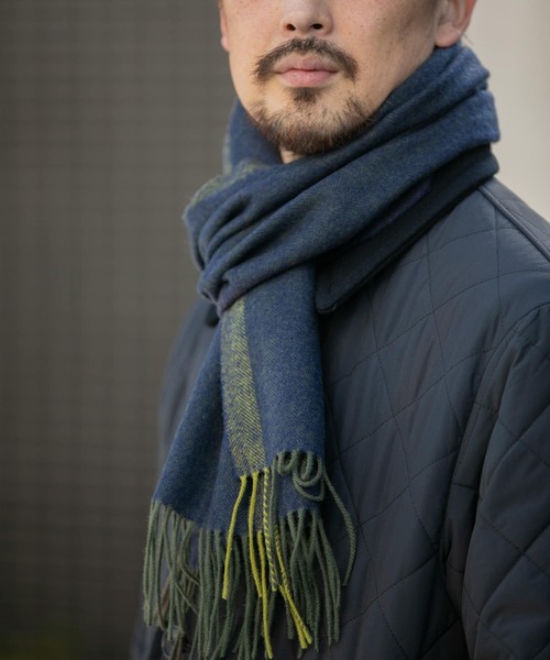 URBAN RESEARCH DOORS(アーバンリサーチドアーズ)の「LIFE STYLE TAILOR サイドラインウールマフラー(マフラー・メンズ・ブラウン/ネイビー/チャコールグレー/グリーン・-)」の6枚目の写真