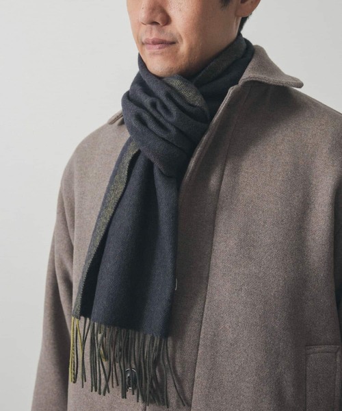 URBAN RESEARCH DOORS(アーバンリサーチドアーズ)の「LIFE STYLE TAILOR サイドラインウールマフラー(マフラー・メンズ・ブラウン/ネイビー/チャコールグレー/グリーン・-)」の9枚目の写真