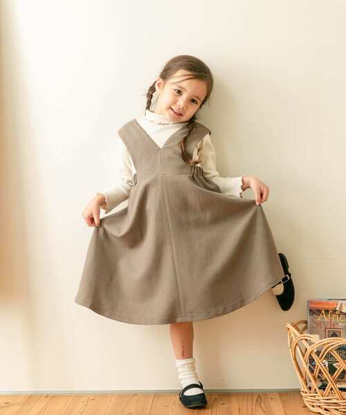 URBAN RESEARCH DOORS（アーバンリサーチドアーズ）の「『UR TECH SMOOTHLUXE』『親子リンク』ジャンパースカート(KIDS)（ジャンパースカート・キッズ・ブラック/ベージュ系その他・120/105/135）」の16枚目の写真