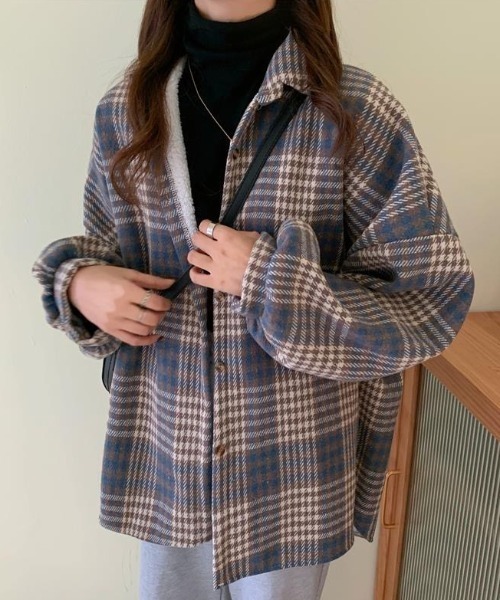 Achic(アシック)の「裏起毛チェックシャツ(シャツ/ブラウス・レディース・ブラウン/ブルー・M)」の9枚目の写真