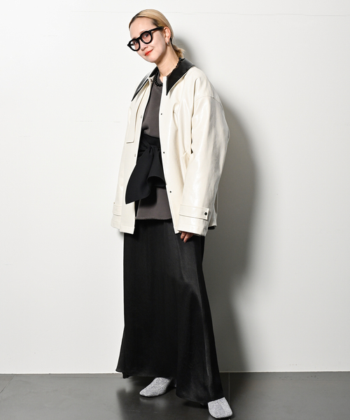 CITYSHOP(シティーショップ)の「SATIN MAXI CAMI DRESS:ワンピース(ワンピース・レディース・ブラック/ホワイト・38/36)」の7枚目の写真