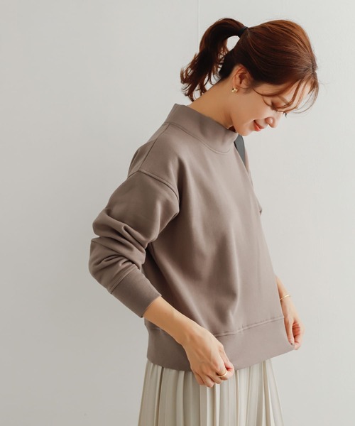 URBAN RESEARCH DOORS（アーバンリサーチドアーズ）の「『UR GREEN』裏起毛ボトルネックプルオーバー（Tシャツ/カットソー・レディース・チャコールグレー/グレー/モカ・MEDIUM）」の19枚目の写真