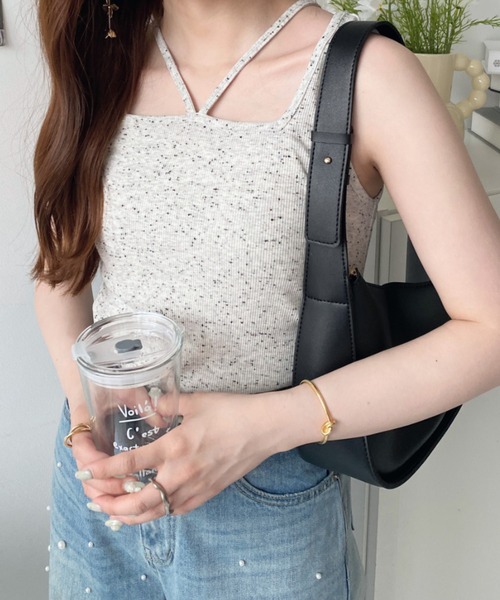 moment+(モーメントプラス)の「【累計販売枚数1万枚突破!】T/Cカットテレコリブ&カラーネップテレコリブスクエアホルタータンクトップ(タンクトップ・レディース・チャコールグレー/ベージュ系その他/オートミール/アイボリー/ブラック/オフホワイト/ナチュラル/ホワイト系その他/モカ・L/M)」の7枚目の写真