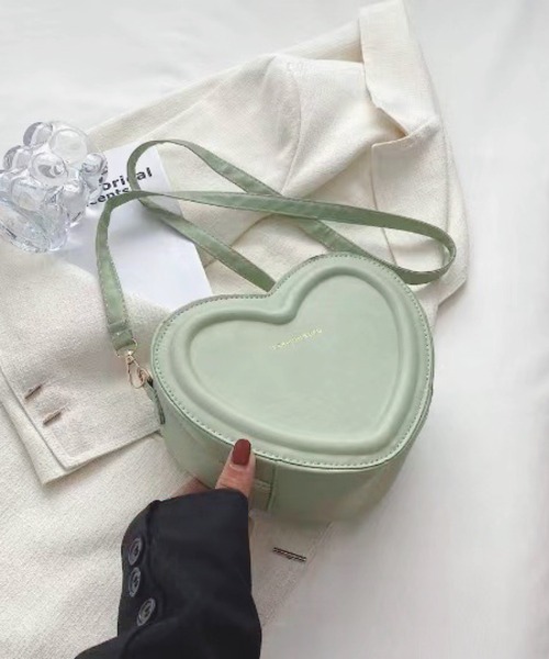 CERCA(チェルカ)の「lulunoix/ハートショルダーバッグ N15176(ショルダーバッグ・キッズ・ホワイト/ブラック/ベージュ/パープル/ブラウン/ピンク/ブルー/グリーン/レッド/アイボリー・FREE)」の6枚目の写真