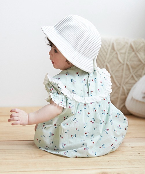 petit main(プティマイン)の「チェリーワンピースロンパース(ロンパース・キッズ・アイボリー/ライトグリーン・70cm/80cm)」の3枚目の写真