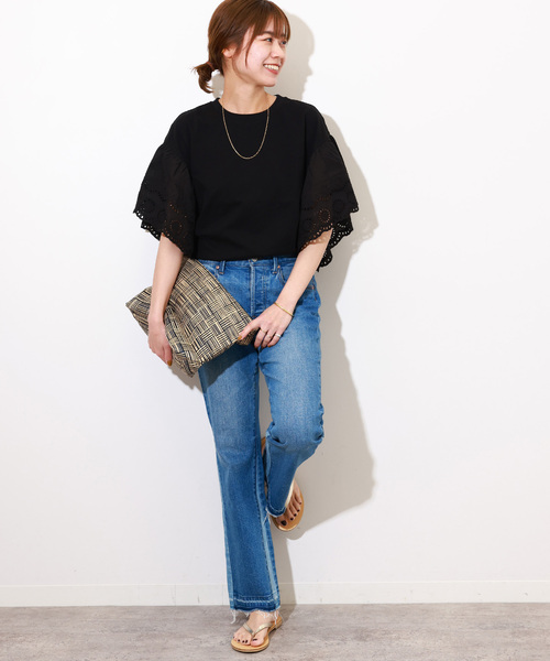 JOURNAL STANDARD relume(ジャーナルスタンダード レリューム)の「《追加》カットワークレーススリーブプルオーバー(Tシャツ/カットソー・レディース・ホワイト/ブラック・FREE)」の3枚目の写真