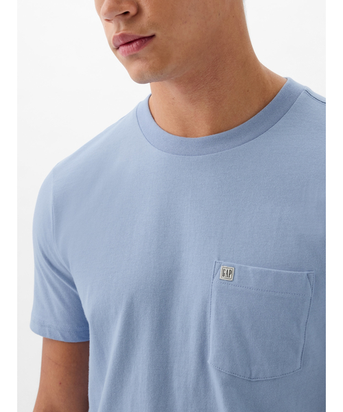 GAP(ギャップ)の「オーガニックコットン ポケット Tシャツ(ユニセックス)(Tシャツ/カットソー・メンズ・ホワイト/アクア/ブルー/ネイビー/ラベンダー/ブラック/ブラウン/グリーン/ライトブルー/ピンク/グレー/ワイン/ブルー系その他/カーキ/ベージュ/ピンク系その他/ブルー系その他2・XL/S/M/L/XS)」の10枚目の写真