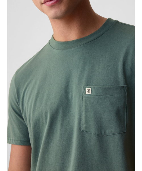 GAP(ギャップ)の「オーガニックコットン ポケット Tシャツ(ユニセックス)(Tシャツ/カットソー・メンズ・ホワイト/アクア/ブルー/ネイビー/ラベンダー/ブラック/ブラウン/グリーン/ライトブルー/ピンク/グレー/ワイン/ブルー系その他/カーキ/ベージュ/ピンク系その他/ブルー系その他2・XL/S/M/L/XS)」の7枚目の写真